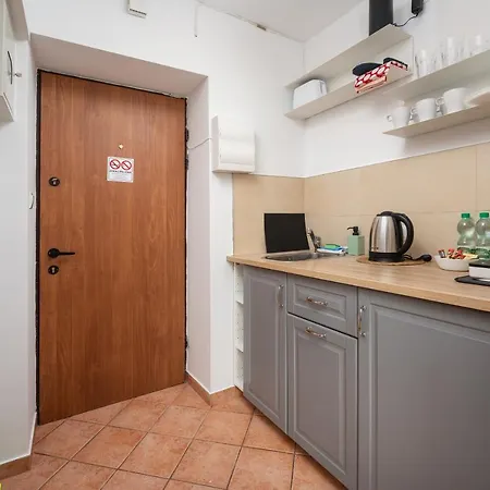 Kino Femina Comfort By Bookinghost *