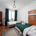 Kino Femina Comfort By Bookinghost דירה