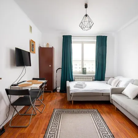 Appartement Kino Femina Comfort By Bookinghost Varsovie
