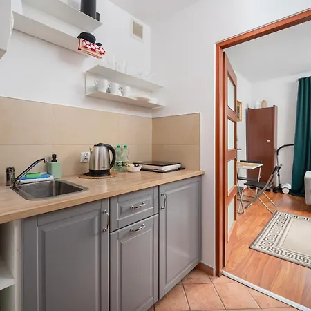 Kino Femina Comfort By Bookinghost *