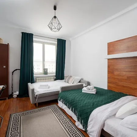 Kino Femina Comfort By Bookinghost Appartement