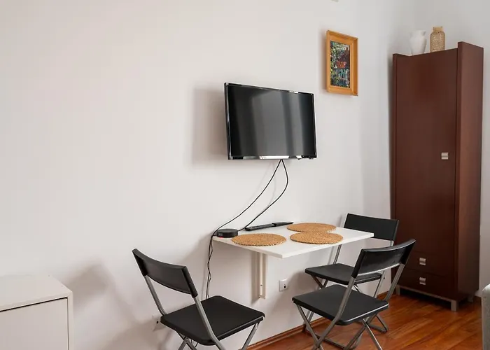 Kino Femina Comfort By Bookinghost * Warszawa