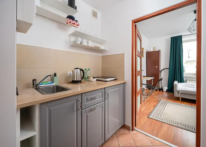 Kino Femina Comfort By Bookinghost *