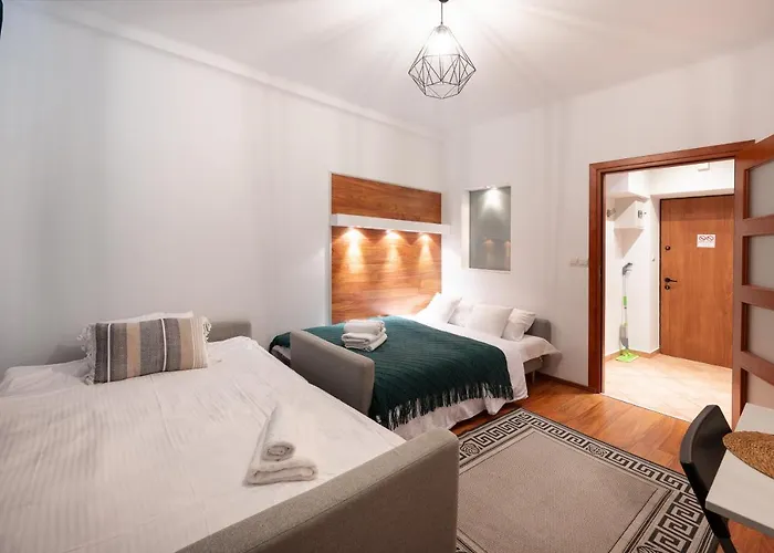 Lejlighed Kino Femina Comfort By Bookinghost Warszawa