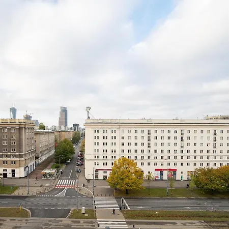 Kino Femina Comfort By Bookinghost Apartment