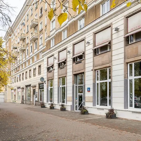 Apartment Kino Femina Comfort By Bookinghost